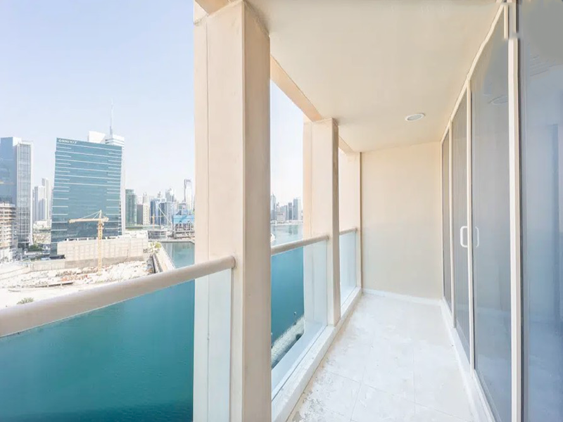 Full Canal Views 1 BR