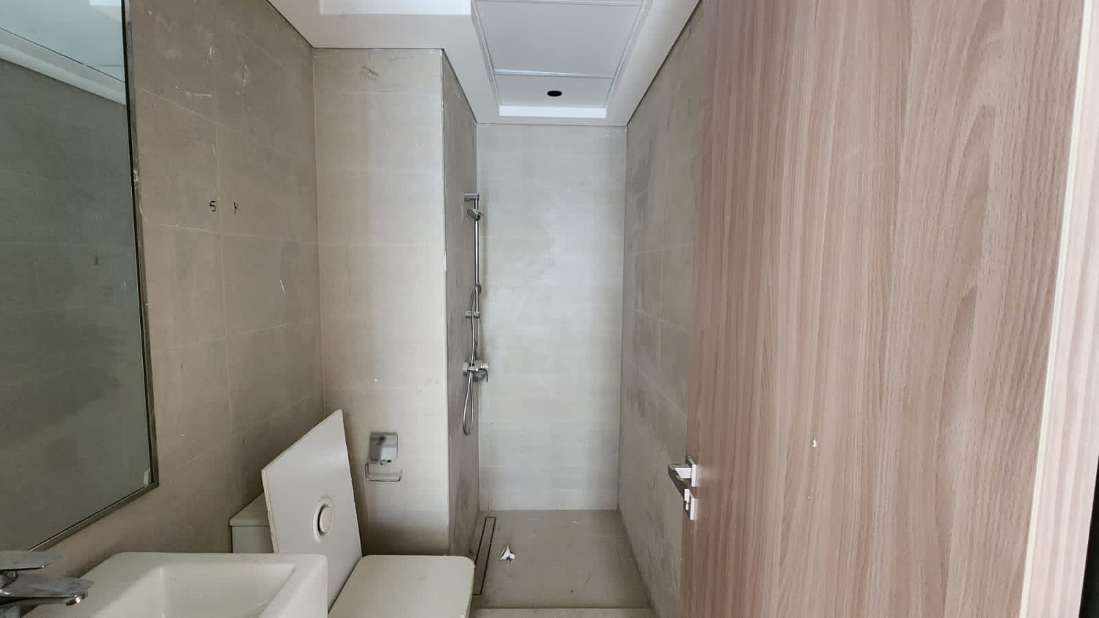 3 Bedroom Apartment for sale in Azizi riviera 16