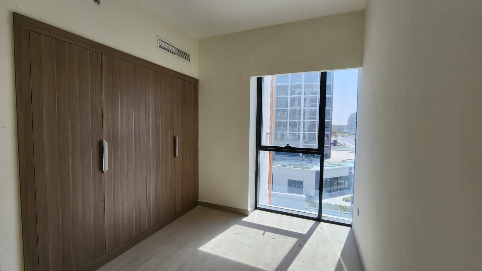 3 Bedroom Apartment for sale in Azizi riviera 16
