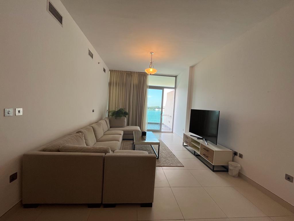 1 BHK Luxury Furnished