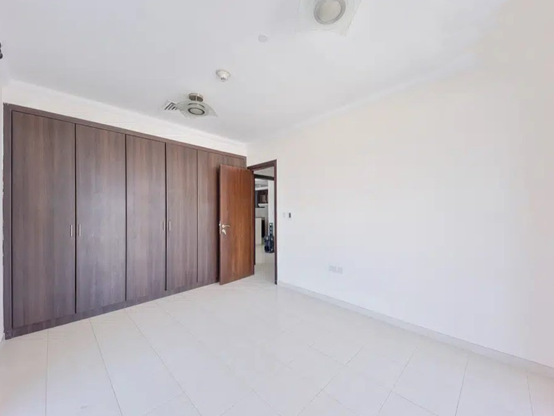 Full Canal Views 1 BR